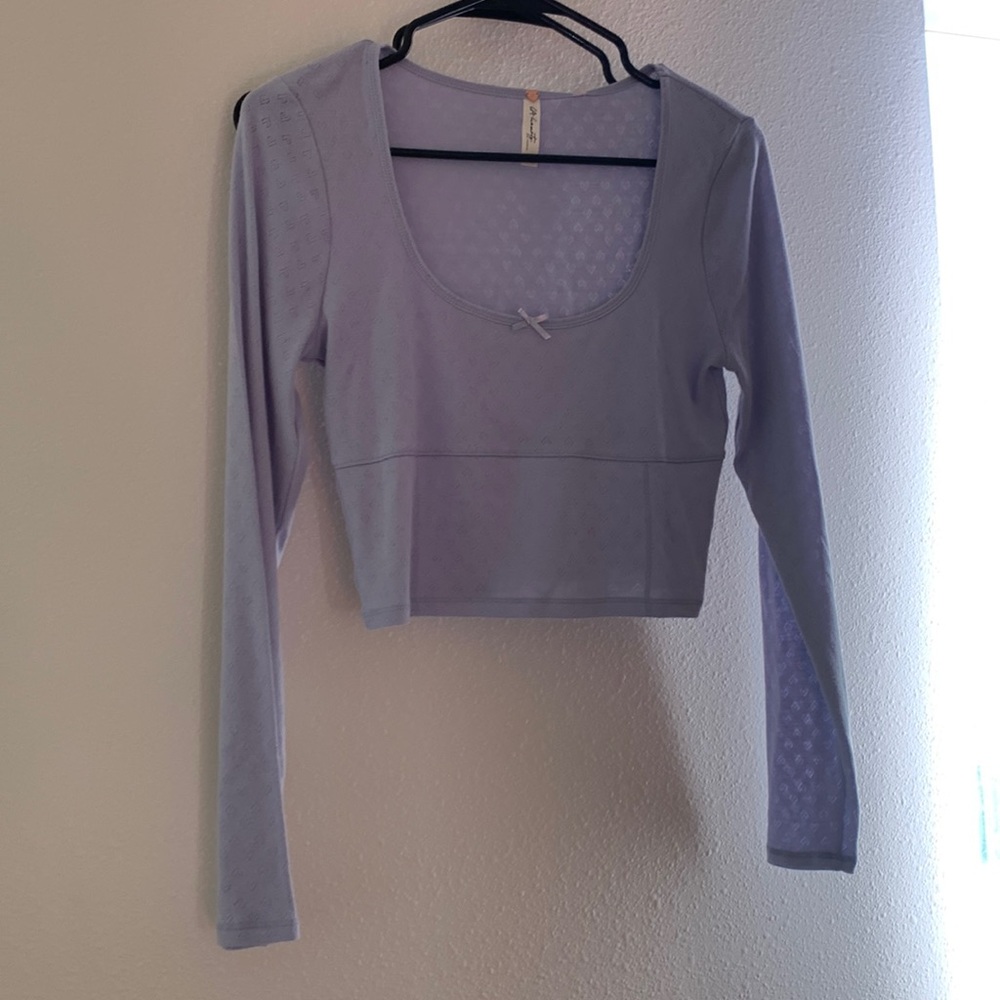 Lightweight long sleeve knitted top